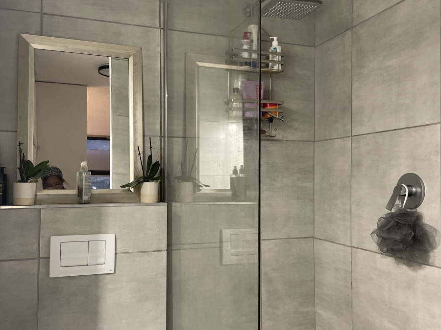 To Let 1 Bedroom Property for Rent in Oranjezicht Western Cape